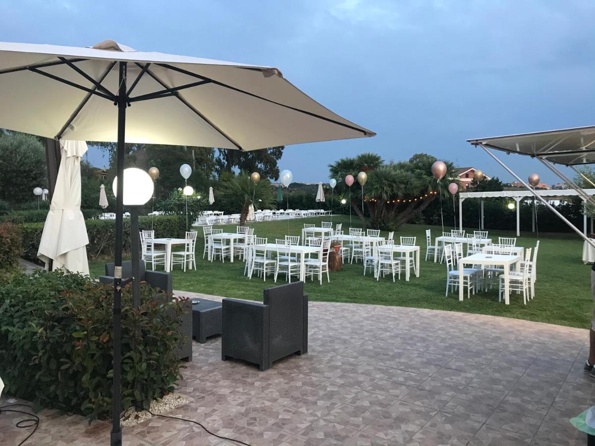 villalessandra Civitavecchia Exteriör bild
